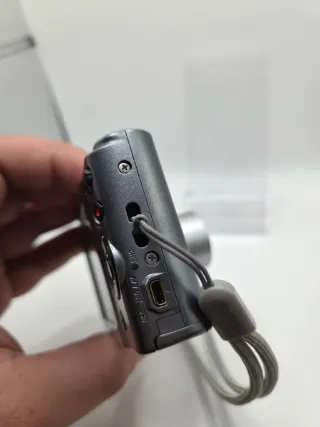 Sony Cybershot DSC-W810 con scatola