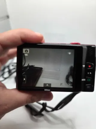 Nikon Coolpix S6100 Rossa