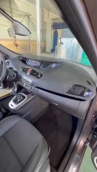 Renault Grand Scenic 2013