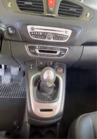 Renault Grand Scenic 2013