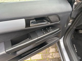 Opel Zafira 2007
