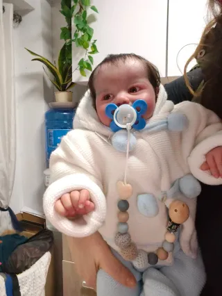 Bebé Reborn Pelo Injertado y pintado