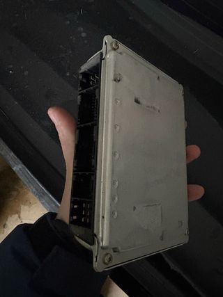 Centralita BMW E60 520i Siemens MS45.0