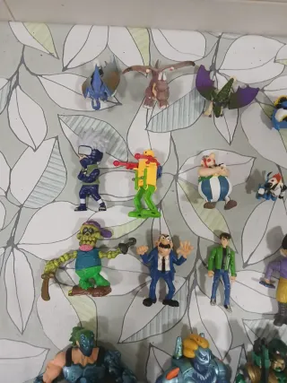 Pack 18 figuras variadas