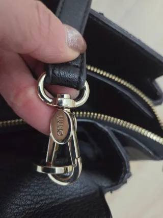 Bolso Liu Jo Negro Grande Dorado