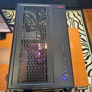 Torre Gaming i9 9900KF 32GB TridentZ RGB