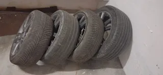 4 Llantas en 18 pulgadas originales Seat Sport.