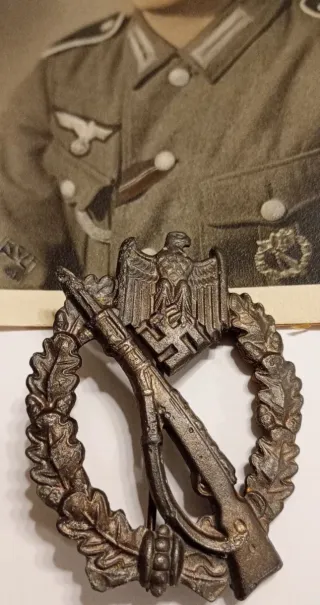 Militaria Distintivo Assalto Wehrmacht III Reich