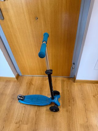 Patinete Maxi Micro 3 Ruedas Azul (5 - 12 años )