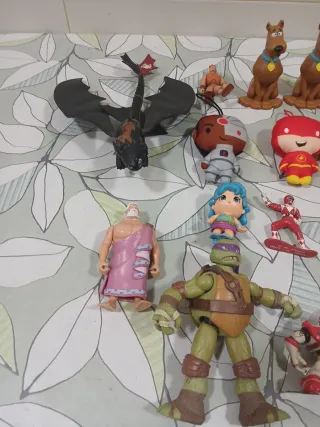 Pack 14 figuras variadas