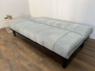 Sofá Cama Cali Terciopelo Gris o Azul – Ideal para Espacios Pequeños