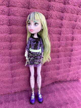 Muñeca Monster High Twyla