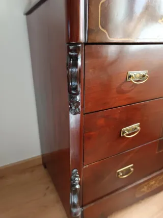 Cómoda antig. caoba S.XIX, dos cajones secretos