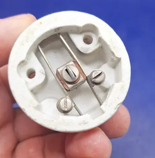 2 Interruptores Antiguos de Porcelana