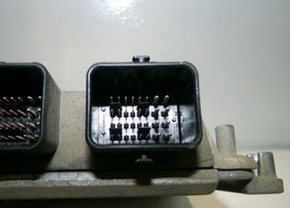 Centralita motor ecu peugeot 0281011520 406 109409