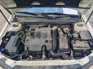 Centralita motor ecu peugeot 0281011520 406 109409