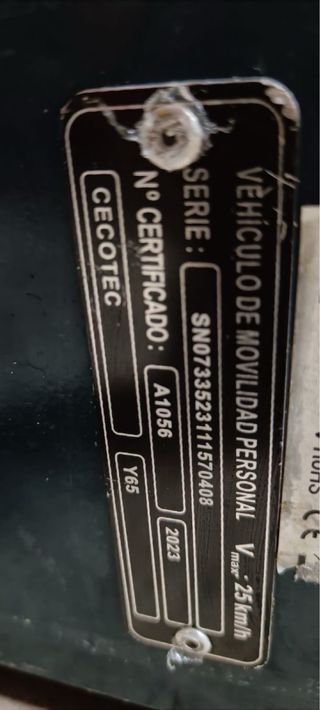 Patinete eléctrico cecotec Y65  TRUCADO