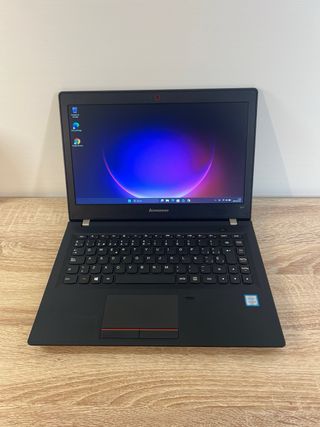 OCASIÓN Lenovo i5 / 8 Gb / SSD /W11 PRO