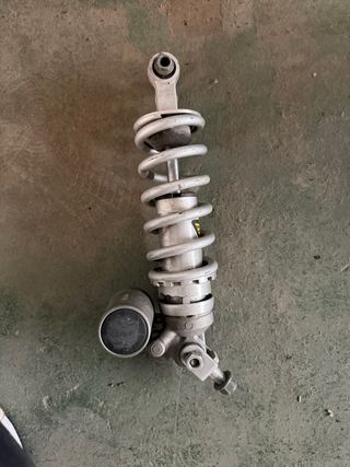 Amortiguador Trasero R1 2006