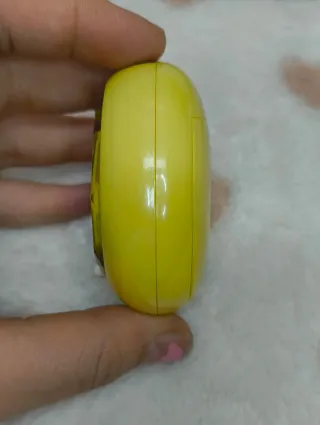 Bandai Tamagotchi ID Yellow