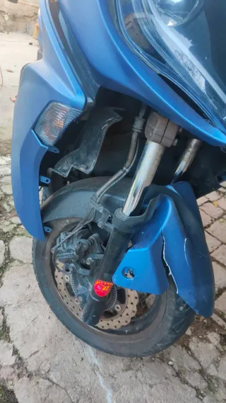 Moto Scooter Accidente Kymco k-xct