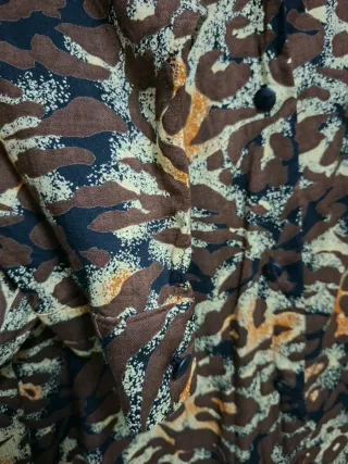 Camisa Oversized Estampado Animal Tons Terrosos