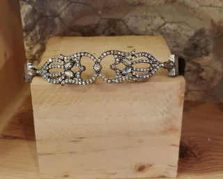 Gargantilla terciopelo negro y brillantes