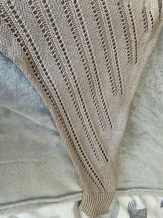 Jersey asimétrico de lana beige