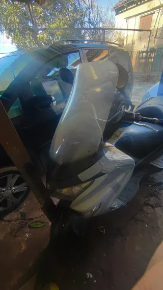 Suzuki Burgman 125cc - Completa