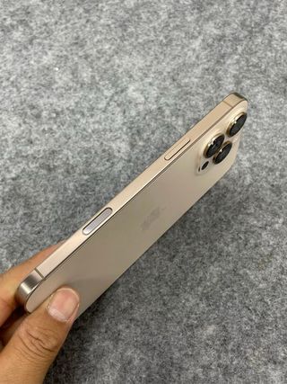 iPhone 16 Pro Max 256GB Dorado eSIM