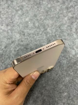 iPhone 16 Pro Max 256GB Dorado eSIM