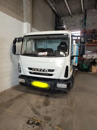 Man  grúa y volquete  2018