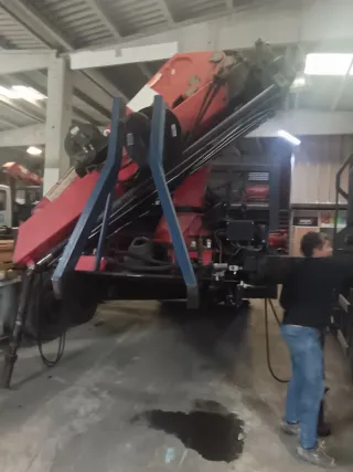 Man  grúa y volquete  2018