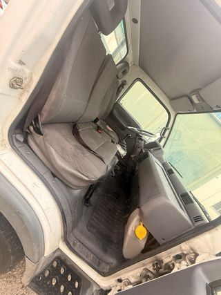 Nissan Cabstar 3.0td 133.000km nacional