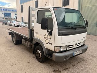 Nissan Cabstar 3.0td 133.000km nacional