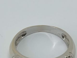 anillo oro 18k con piedra con circonita