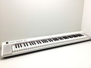 piano yamaha piaggero np-32