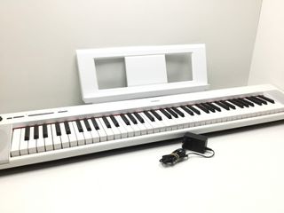 piano yamaha piaggero np-32
