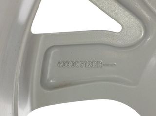 403009128r llanta renault megane iv intens 2423469