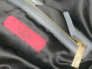 Borsa Valentino Garavani  grigia