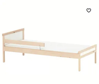 Cama infantil con colchón