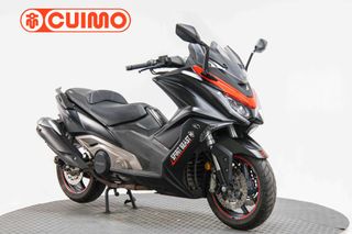 KYMCO AK 550