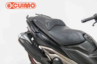 KYMCO AK 550