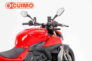 DUCATI STREETFIGHTER V2