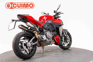 DUCATI STREETFIGHTER V2