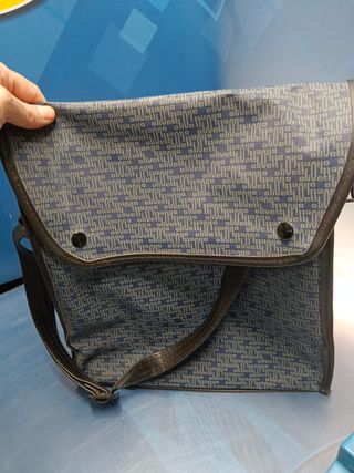 preciosa Máquina de escribir olivetti lettera 31