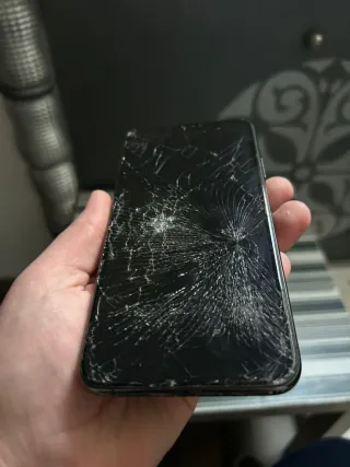 Apple iPhone 11 Pro Max pantalla rota