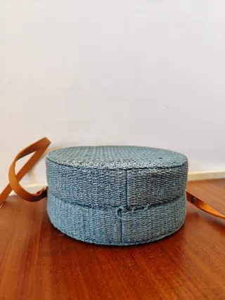 Bolso redondo vintage ratán azul