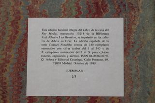 Libro facsímil. Libro de Caza del Rey Modus. Editorial Casariego, 1989.