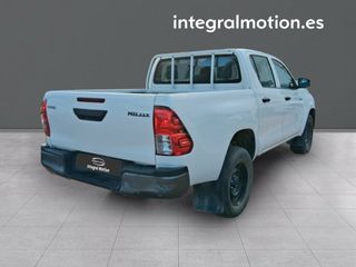 Toyota Hilux 2.4 D-4D Cabina Doble GX